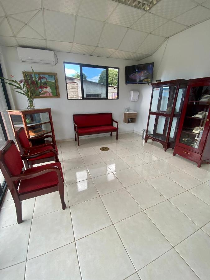 Hotel Ana Mary Santiago Esterno foto