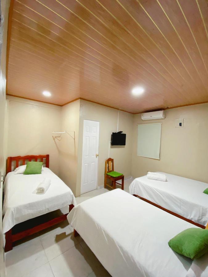 Hotel Ana Mary Santiago Esterno foto