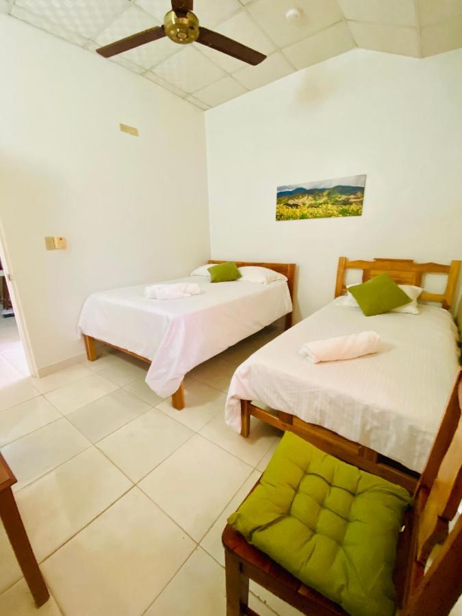 Hotel Ana Mary Santiago Esterno foto